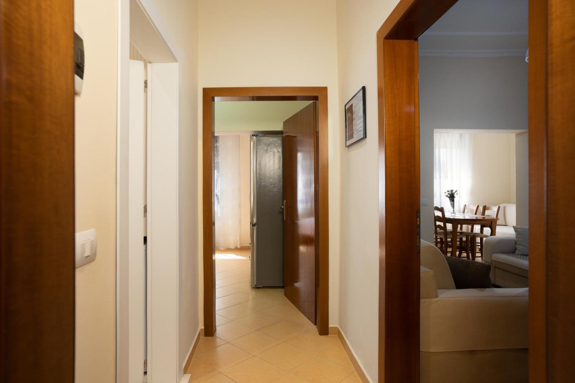 Sea Point Apartment Durrës